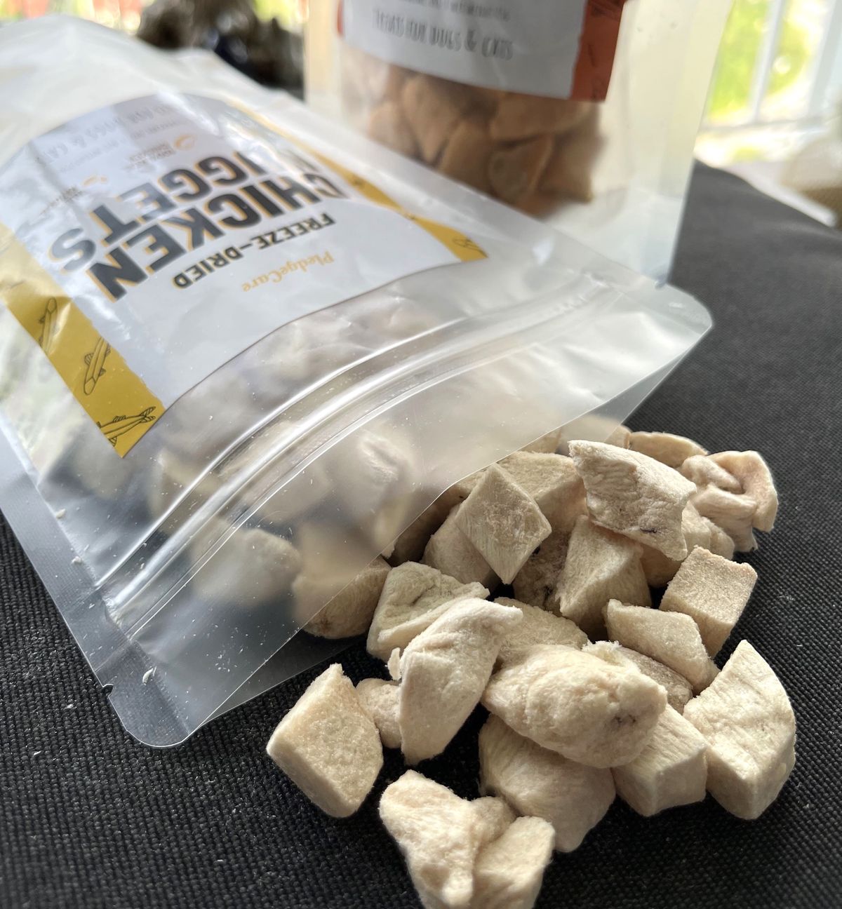 freeze-dried chicken for dogs and cats