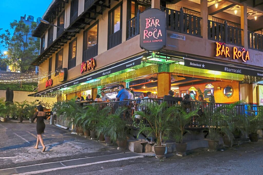 bar roca kl