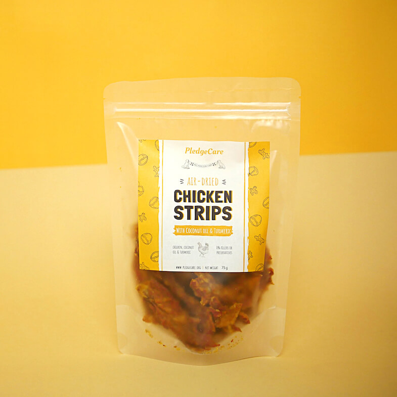 Air-dried chicken strips treat for dogs